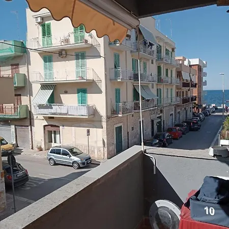 Fronte Mare Апартаменты Джовинаццо